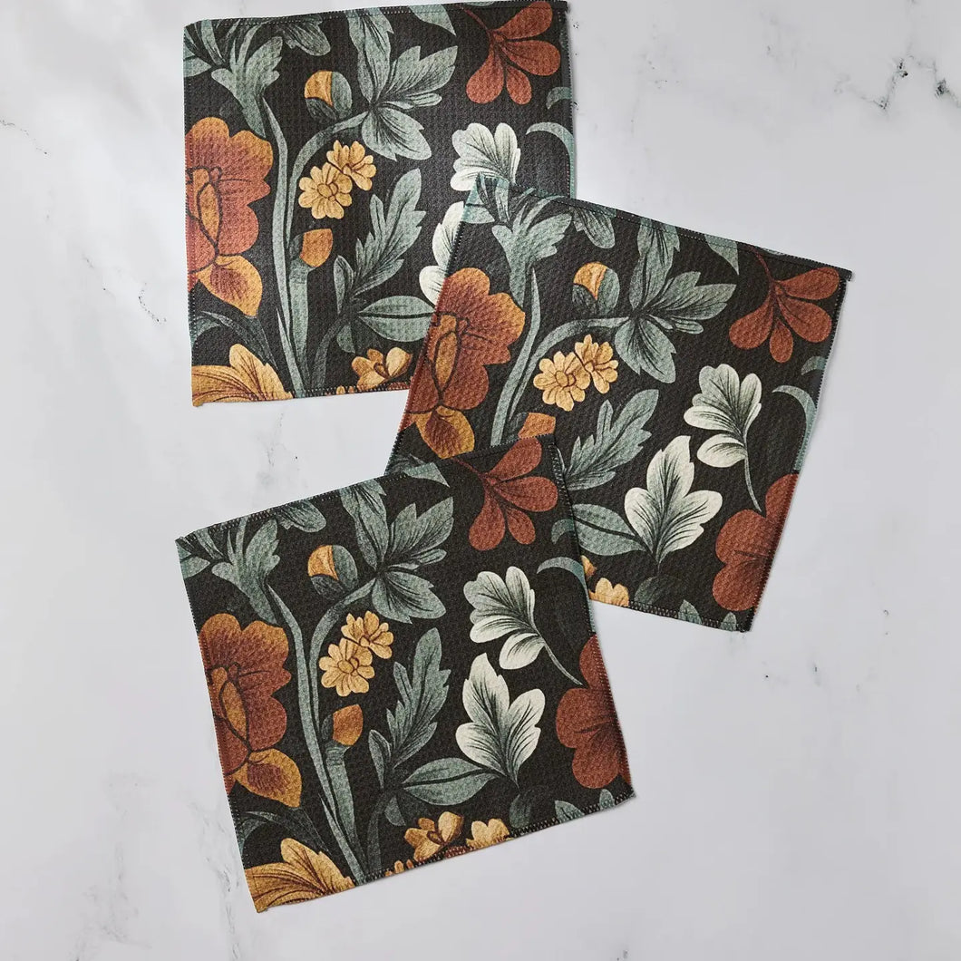 Geometry Dishcloth: Classic Floral