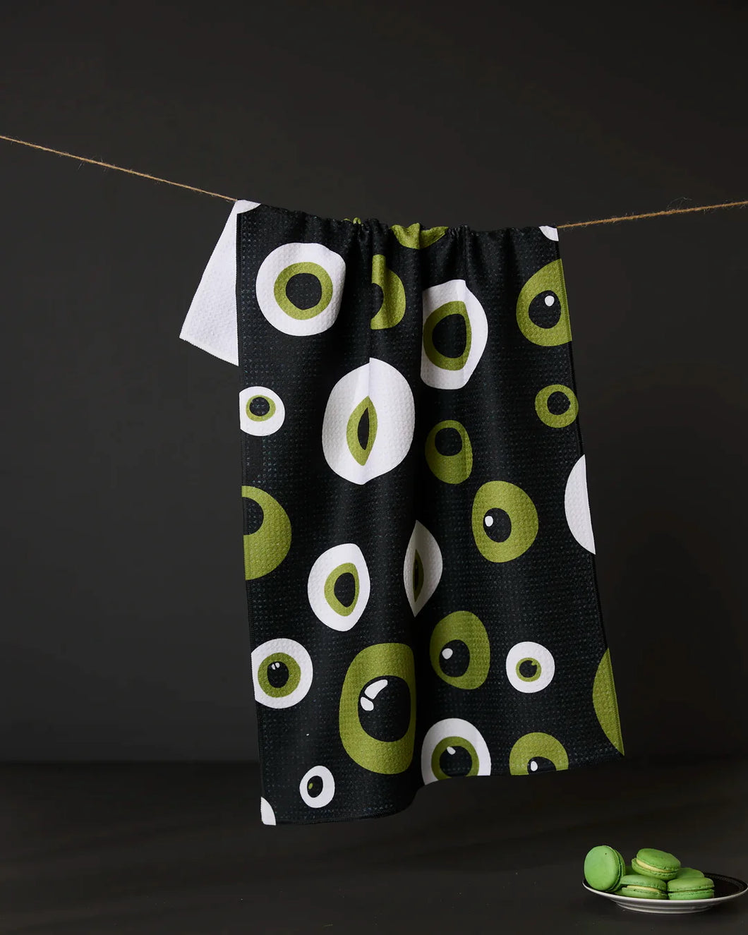 Geometry Kitchen Tea Towel: Tricky Eyes